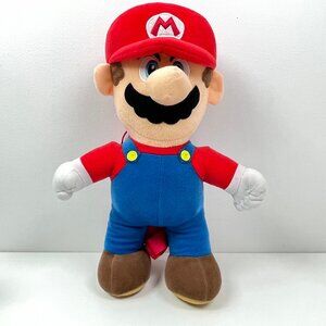 Nintendo Super Mario 17-in Plush Backpack